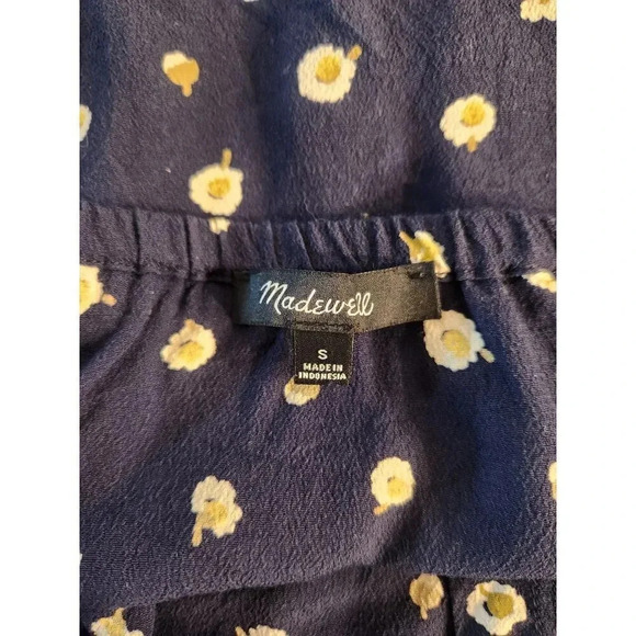 Madewell Button-Front Tie Tank in Daisy Dots - Picture 4 of 6